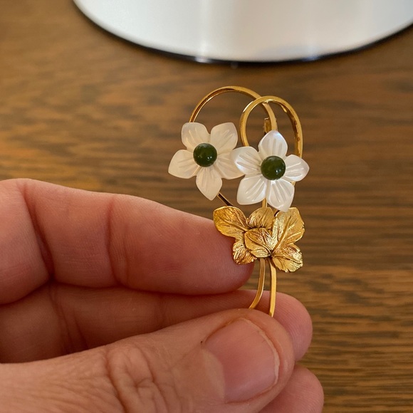 Vintage Wells 14k Gold Filled mother of Pearl MOP jade pin - Picture 6 of 6